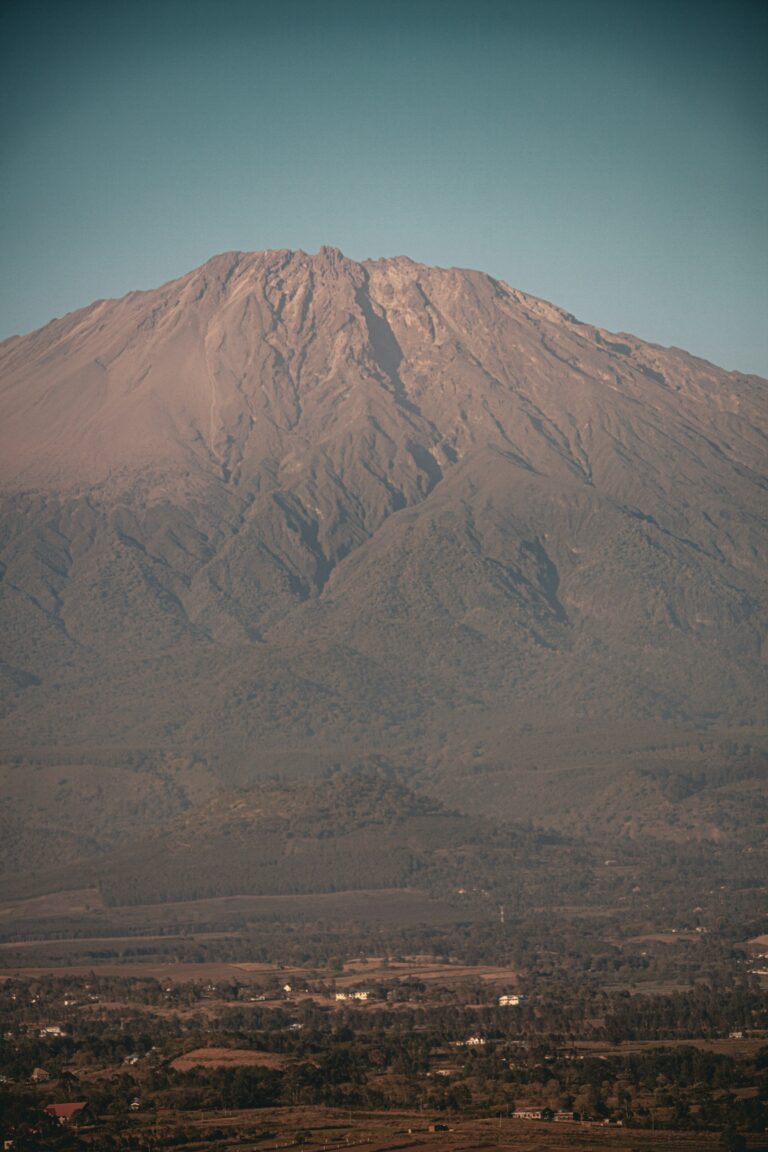 Mount Meru seen from Ngaramtoni near Arusha